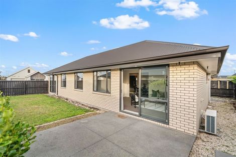 Photo of property in 2 Meyer Crescent, Halswell, Christchurch, 8025