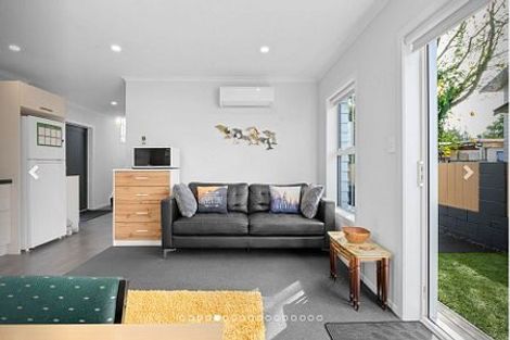 Photo of property in 2/79 Carrington Avenue, Silverdale, Hamilton, 3216