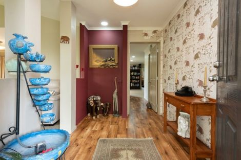 Photo of property in 5 Buxton Place, Ohauiti, Tauranga, 3112