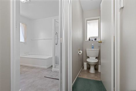 Photo of property in 7 Wharenui Road, Upper Riccarton, Christchurch, 8041