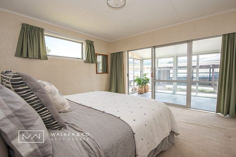Photo of property in 6 York Avenue, Heretaunga, Upper Hutt, 5018