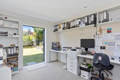 Photo of property in 24 Tay Street, Mount Maunganui, 3116