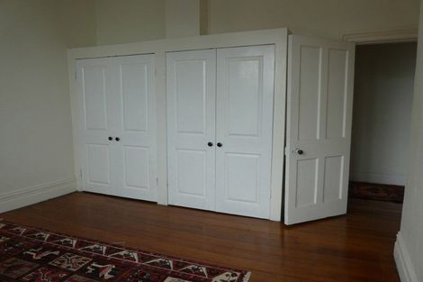 Photo of property in 4 Oriental Terrace, Oriental Bay, Wellington, 6011