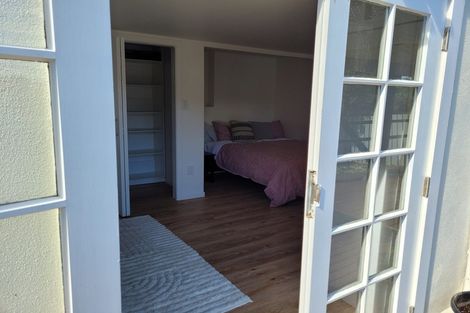 Photo of property in 13 Oku Street, Island Bay, Wellington, 6023