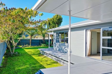 Photo of property in 12 Amokura Road, Taneatua, 3123