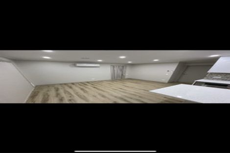 Photo of property in 16 Walworth Avenue, Pakuranga Heights, Auckland, 2010