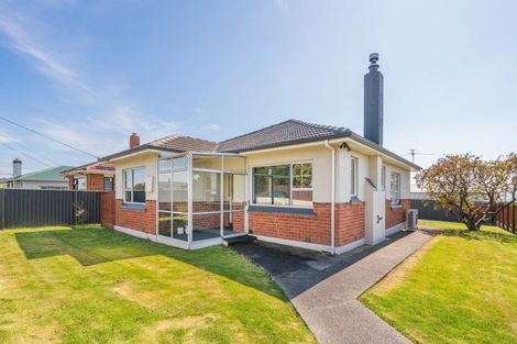 Photo of property in 27 Isadore Road, Saint Clair, Dunedin, 9012