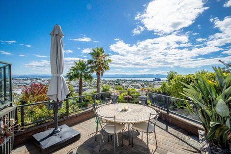 Photo of property in 51 Tosswill Road, Tahunanui, Nelson, 7011