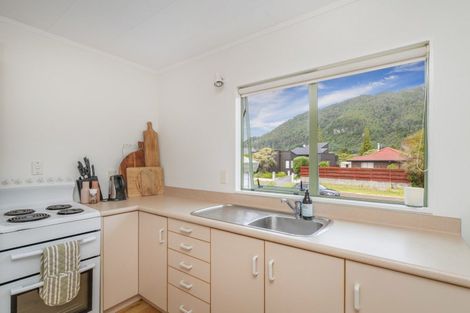 Photo of property in 1 Champion Place, Pauanui, Hikuai, 3579