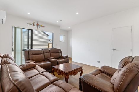 Photo of property in 139 Grove Road, Papakura, 2110