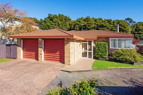 Photo of property in 52 Kuripaka Crescent, The Gardens, Auckland, 2105