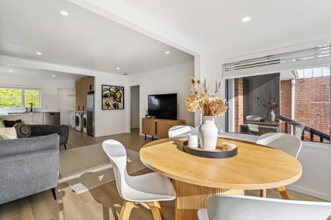 Photo of property in 2/10 Park Avenue, Takapuna, Auckland, 0622