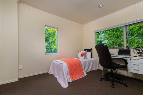 Photo of property in 1/40 Beulah Avenue, Rothesay Bay, Auckland, 0630