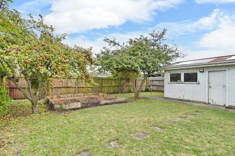 Photo of property in 37 Mackworth Street, Woolston, Christchurch, 8062