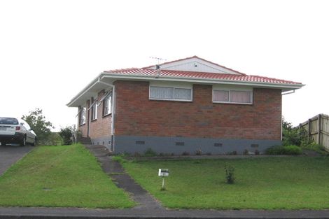 Photo of property in 52 Widmore Drive, Massey, Auckland, 0614