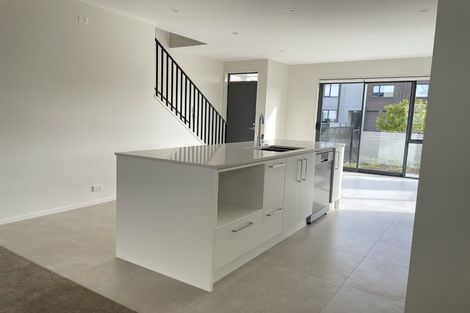 Photo of property in 17 Whimbrel Road, Flat Bush, Auckland, 2019