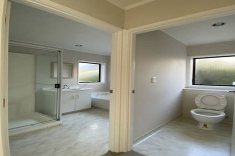 Photo of property in 24 Luckens Road, West Harbour, Auckland, 0618