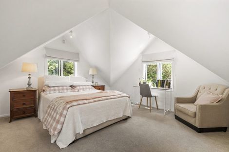 Photo of property in 1/12a Moore Street, Hillcrest, Auckland, 0627