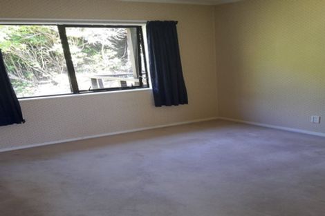 Photo of property in 2/31 Camellia Terrace, Maungaraki, Lower Hutt, 5010