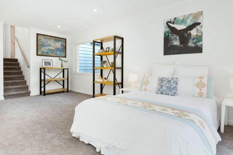 Photo of property in 2/19 Limmer Place, Browns Bay, Auckland, 0632