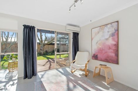 Photo of property in 15 Halcione Close, Flagstaff, Hamilton, 3210