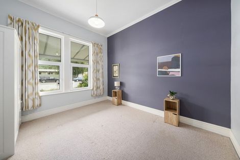 Photo of property in 24 York Street, Picton, 7220