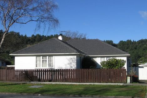 Photo of property in 1278 High Street, Taita, Lower Hutt, 5011