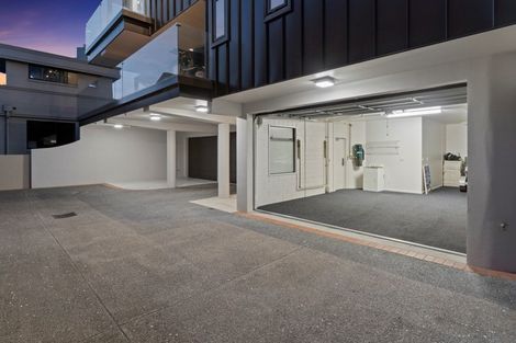 Photo of property in Capri Apartments, 5 The Mall, Mount Maunganui, 3116