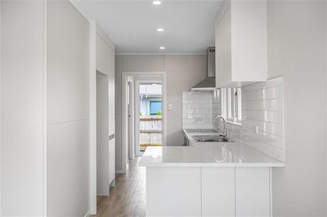 Photo of property in 2 Hokianga Street, Mangere East, Auckland, 2024