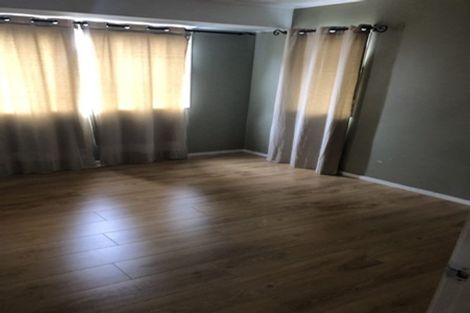 Photo of property in 1/163 Rathgar Road, Henderson, Auckland, 0610