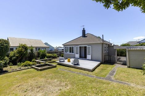 Photo of property in 10 Chard Street, Westown, New Plymouth, 4310