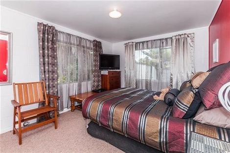 Photo of property in 1/64 Stredwick Drive, Torbay, Auckland, 0630