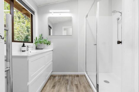 Photo of property in 68 Hauraki Terrace, Pukawa Bay, Turangi, 3381