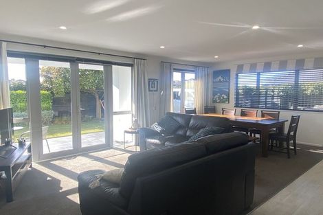 Photo of property in 27 Applefield Court, Northwood, Christchurch, 8051