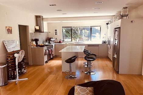 Photo of property in 90a Braemar Road, Castor Bay, Auckland, 0620