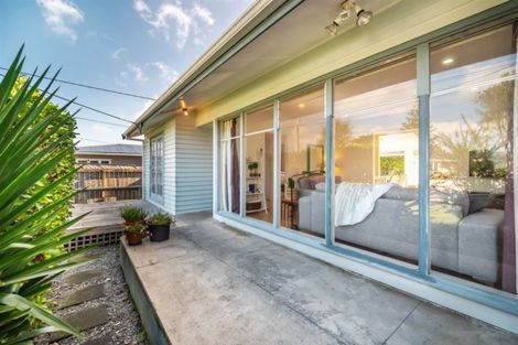 Photo of property in 1/31 Sunnyhaven Avenue, Beach Haven, Auckland, 0626