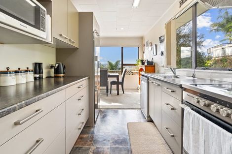 Photo of property in 8c Mountain Road, Morningside, Whangarei, 0110