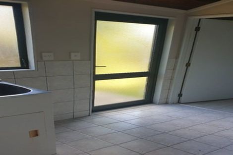 Photo of property in 231 Glengarry Road, Glen Eden, Auckland, 0602