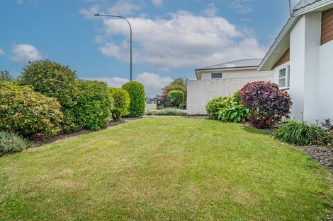 Photo of property in 4/417 Avenue Road West, Hastings, 4122