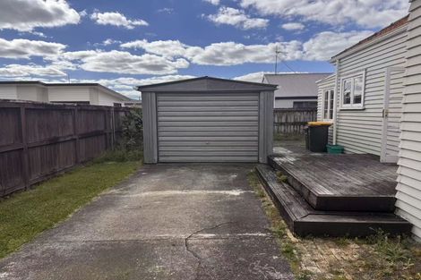 Photo of property in 35 Alfred Street, Fairfield, Hamilton, 3214