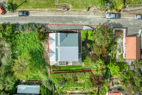 Photo of property in 35 Reserve Terrace, Lyttelton, 8082