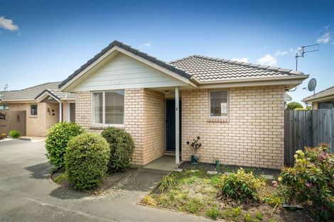 Photo of property in 2/21 Hei Hei Road, Hei Hei, Christchurch, 8042