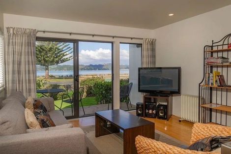 Photo of property in 1 Centennial Drive, Whitianga, 3510