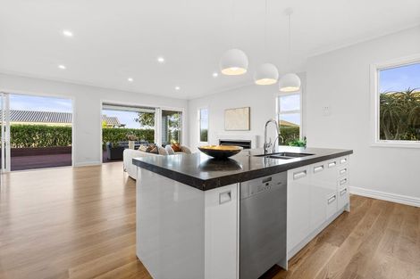 Photo of property in 32 Fennell Crescent, Silverdale, 0932