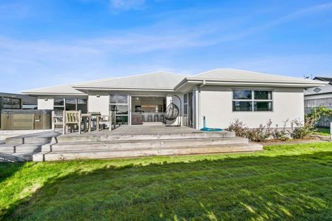 Photo of property in 6 Northpoint Way, Bell Block, New Plymouth, 4312