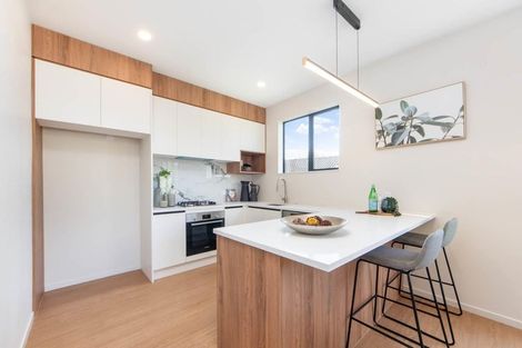 Photo of property in 7a Hewlett Road, Massey, Auckland, 0614