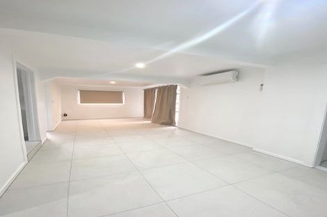 Photo of property in 202 Manuka Road, Bayview, Auckland, 0629