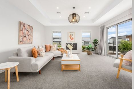 Photo of property in 49 Waitaria Terrace, Aotea, Porirua, 5024