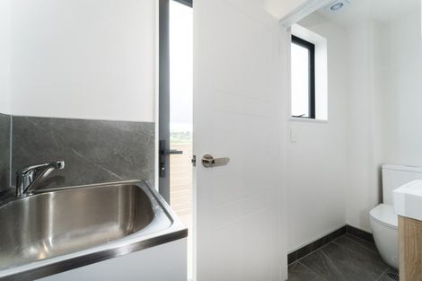Photo of property in 64d Union Road, Howick, Auckland, 2014