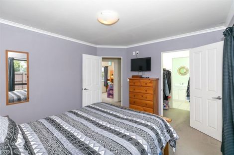 Photo of property in 5 Mangauika Road, Pirongia, Te Awamutu, 3876